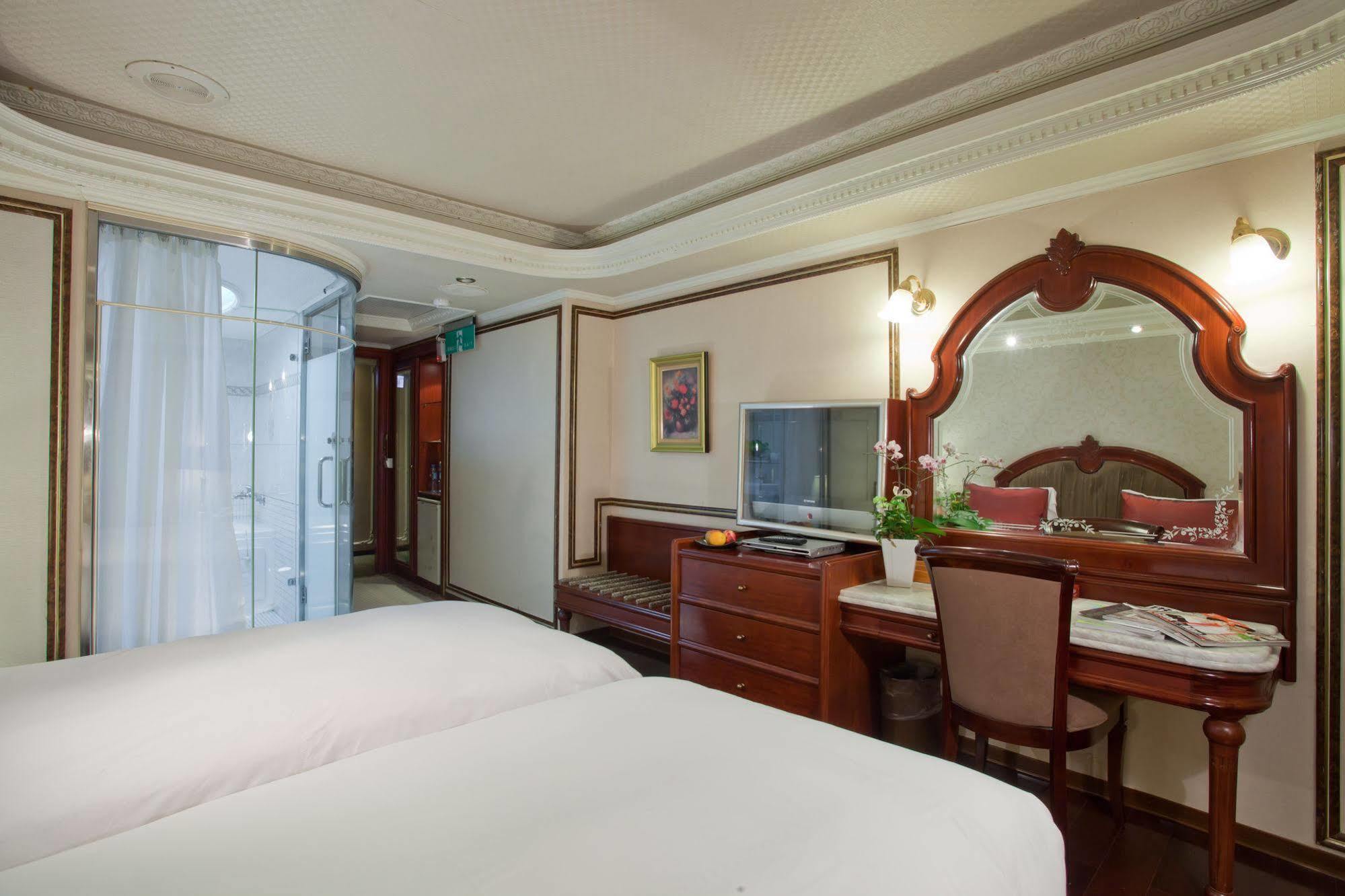 Happiness Hotel Тайбей Екстер'єр фото